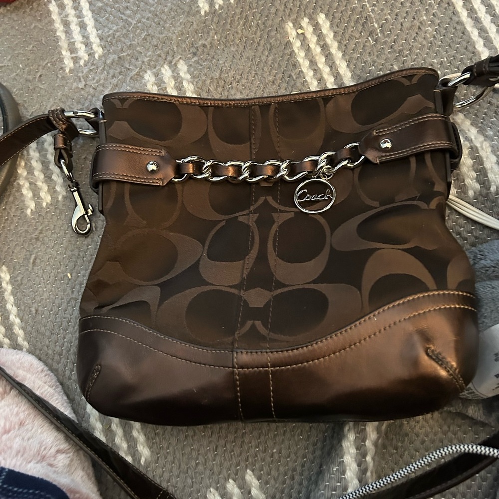 COACH VINTAGE CROSSBODY WITH CHAIN
